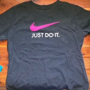 Nike tee